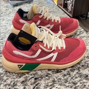 Brandblack Specter SC 2.0 in Pink and Green W’s Size 7